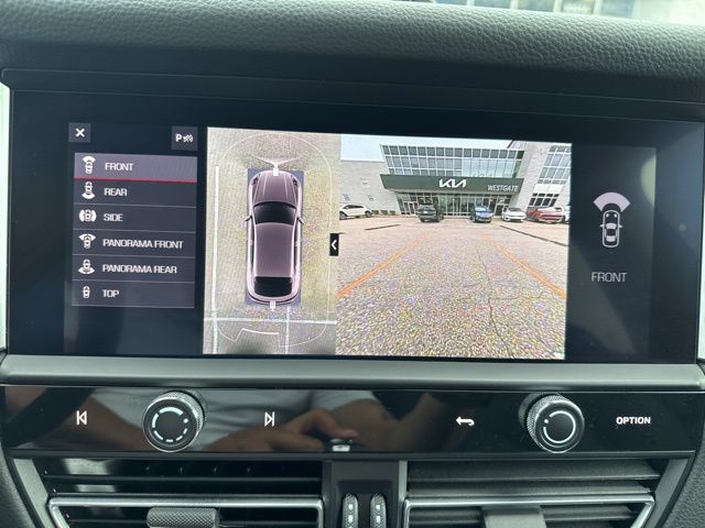 2024 Porsche Macan Base Image 14 of 30