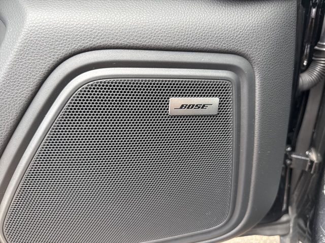 2024 Porsche Macan Base Image 28 of 30