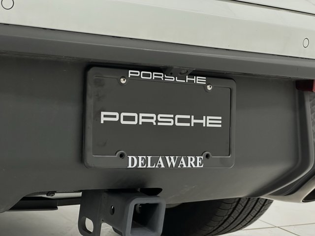 2024 Porsche Macan Base Image 31 of 57