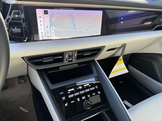 2024 Porsche Macan Electric 4 Image 21 of 25