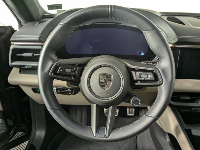 Vehicle image 20 of 25