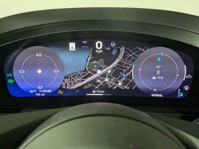 Vehicle image 16 of 25