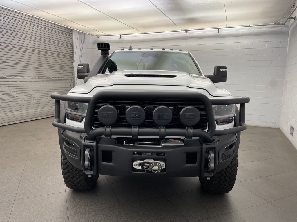 Vehicle image 2 of 28