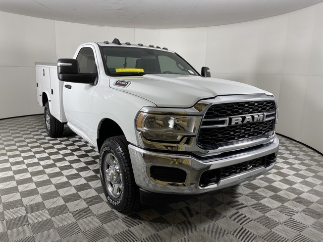 Vehicle image 2 of 38