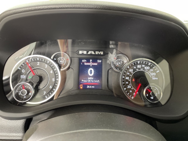 Vehicle image 21 of 38