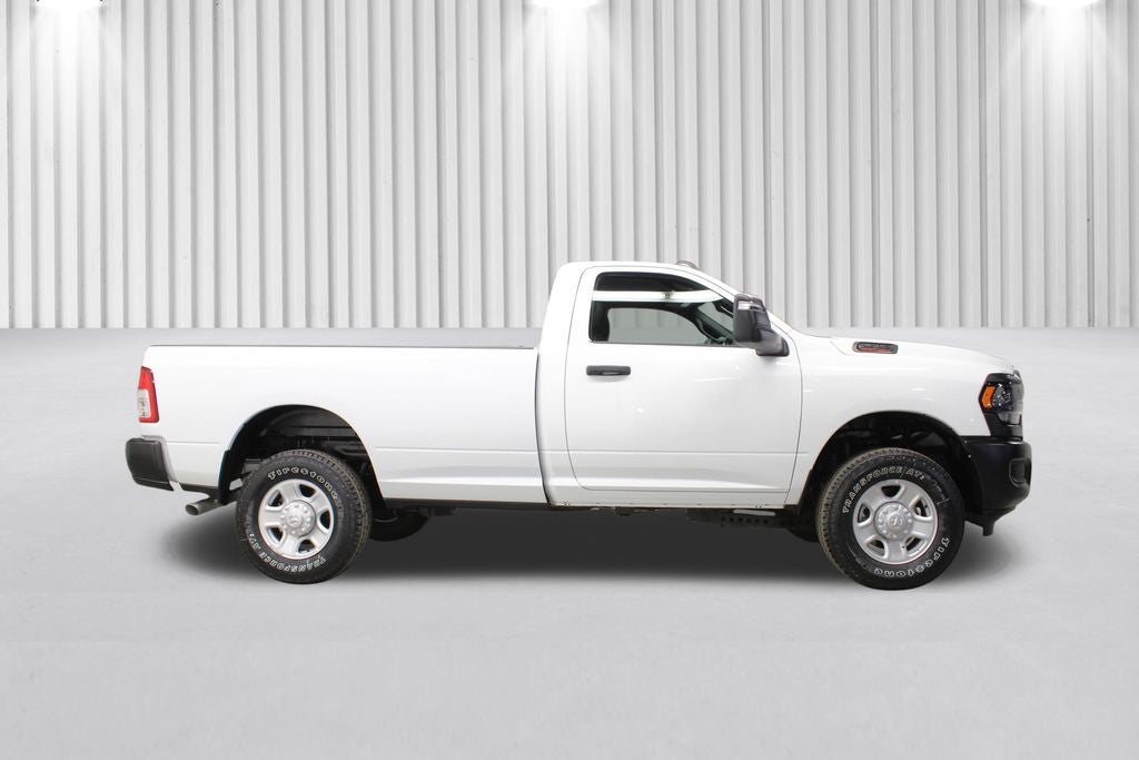 2024 Ram 2500 Tradesman Image 5 of 54