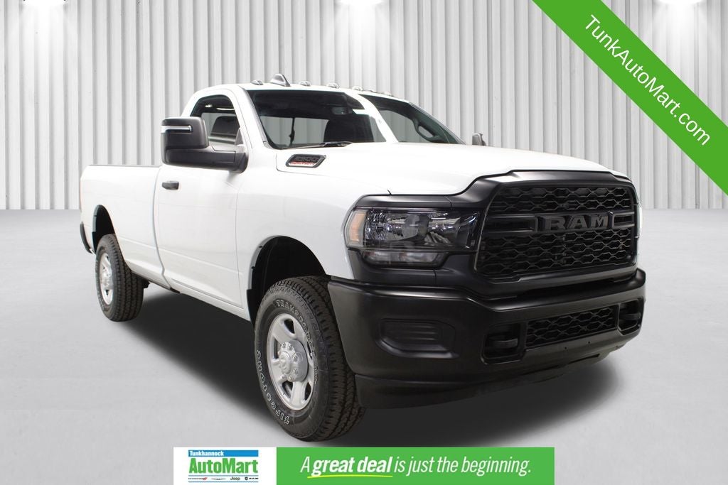 2024 Ram 2500 Tradesman Image 4 of 54