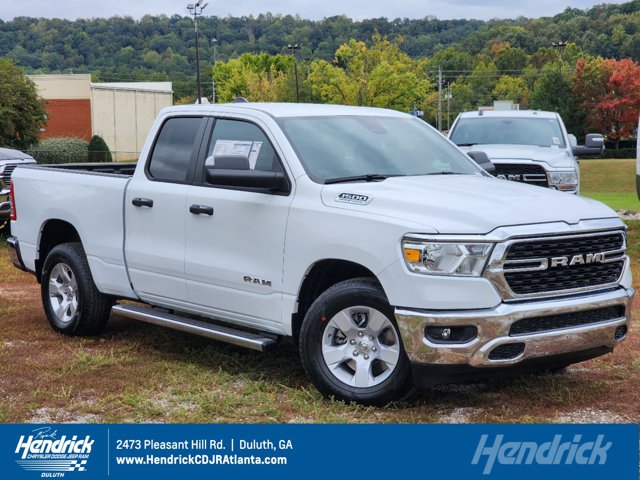 Vehicle image 3 of 32