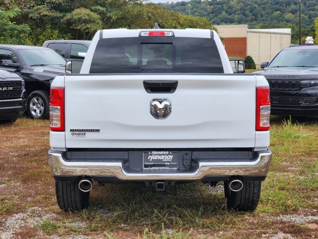 Vehicle image 6 of 32