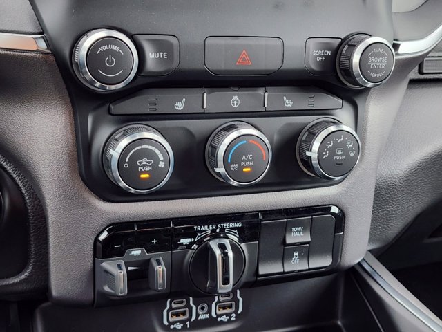 Vehicle image 33 of 33