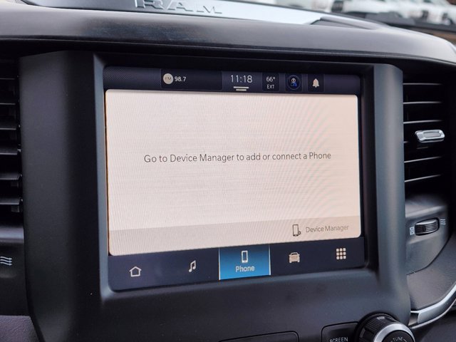 Vehicle image 22 of 33