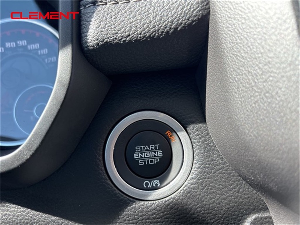 Vehicle image 16 of 34