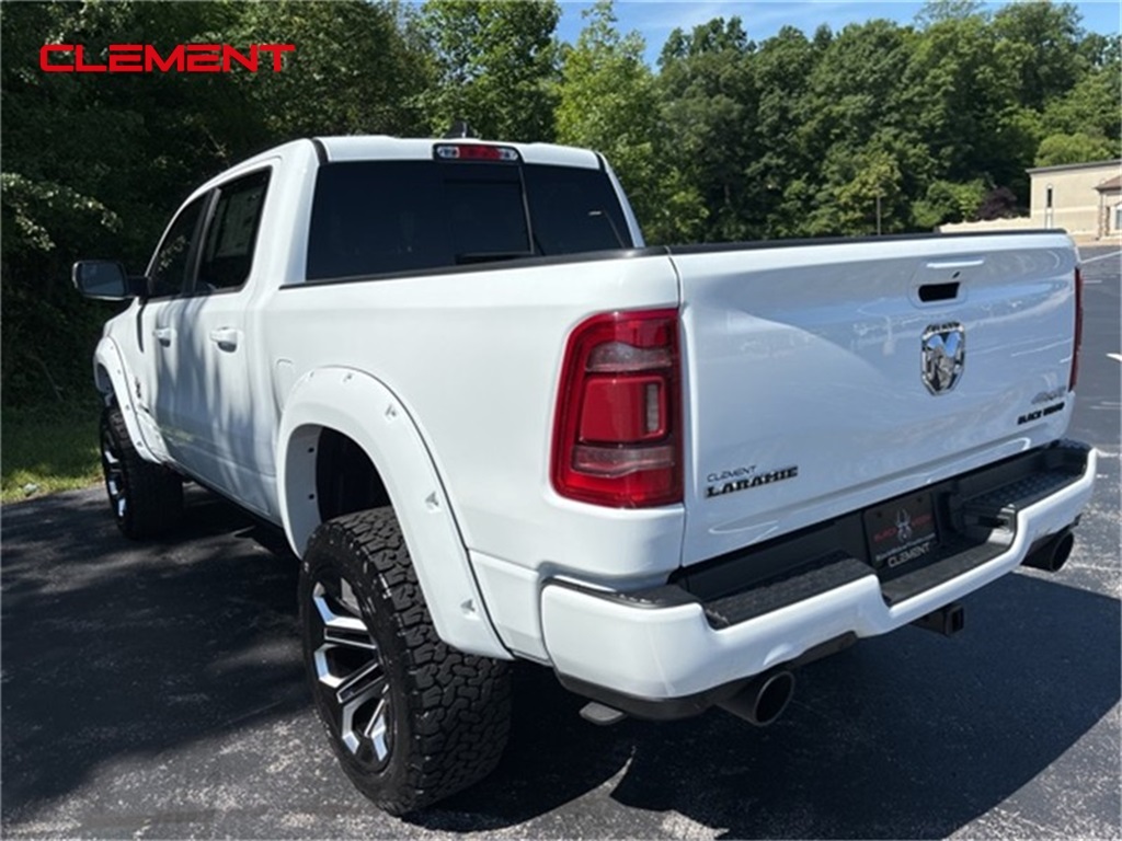 Vehicle image 6 of 34