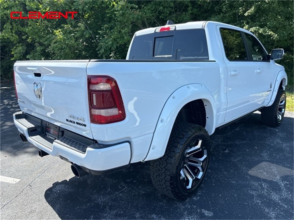 Vehicle image 5 of 34