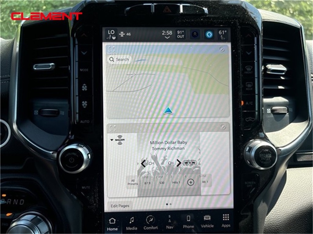 Vehicle image 19 of 33