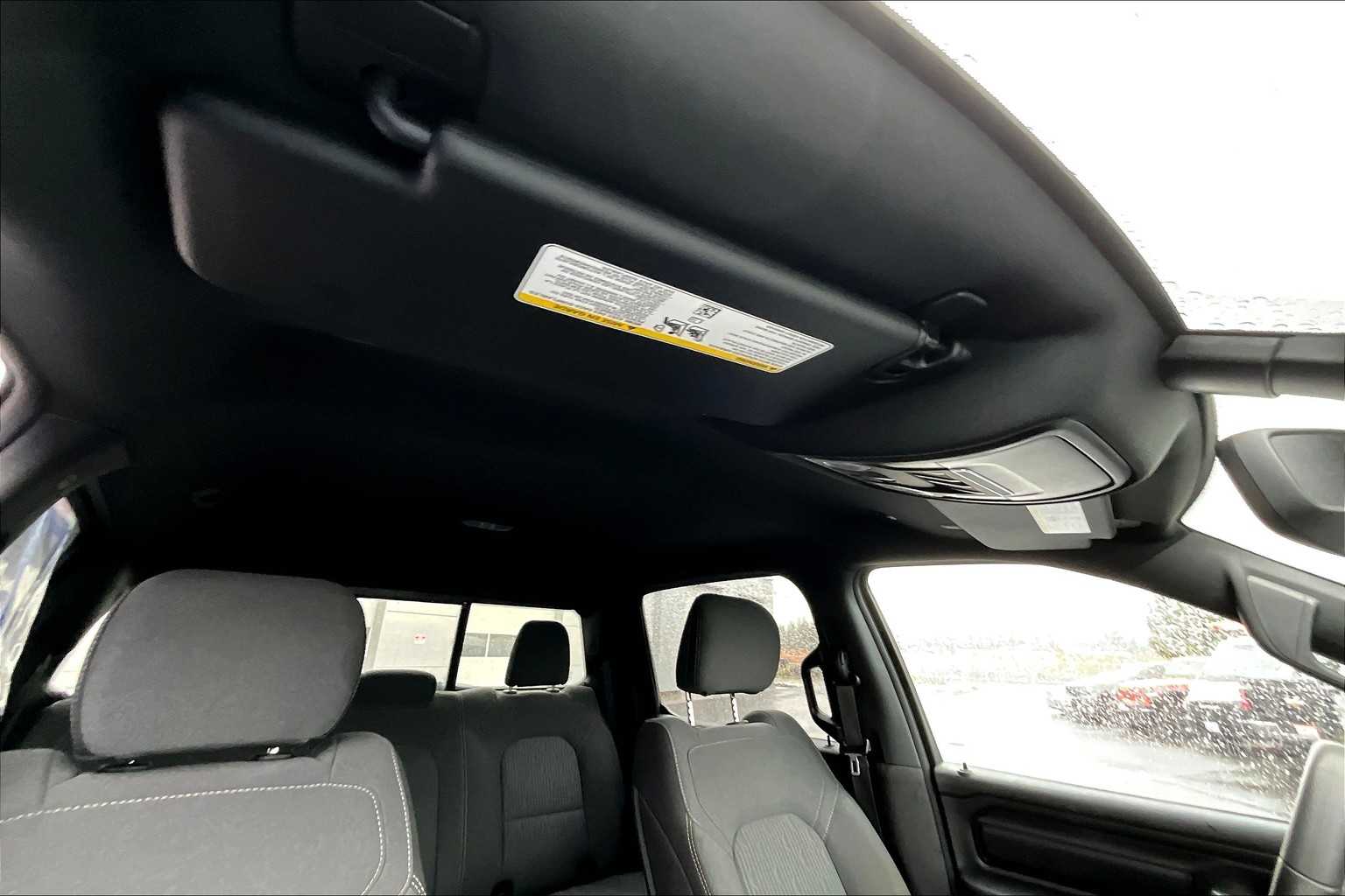 2024 Ram 1500 Tradesman Image 31 of 36