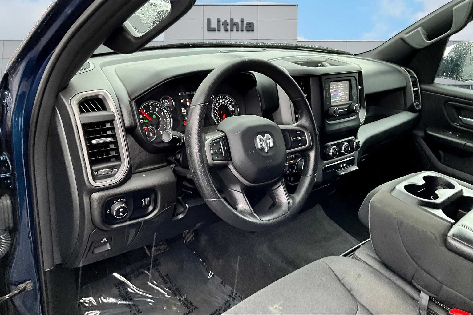 2024 Ram 1500 Tradesman Image 18 of 36