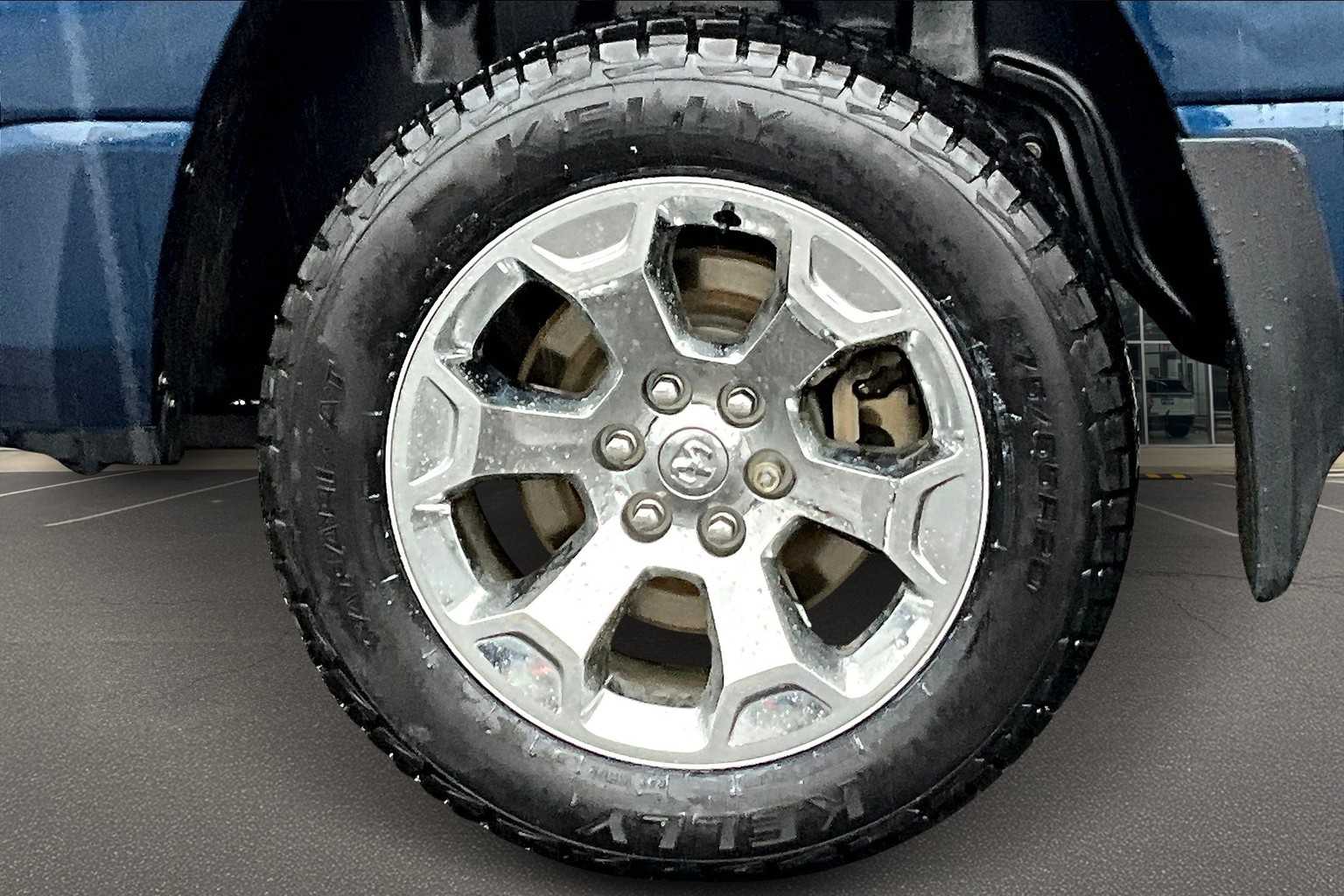 2024 Ram 1500 Tradesman Image 11 of 36