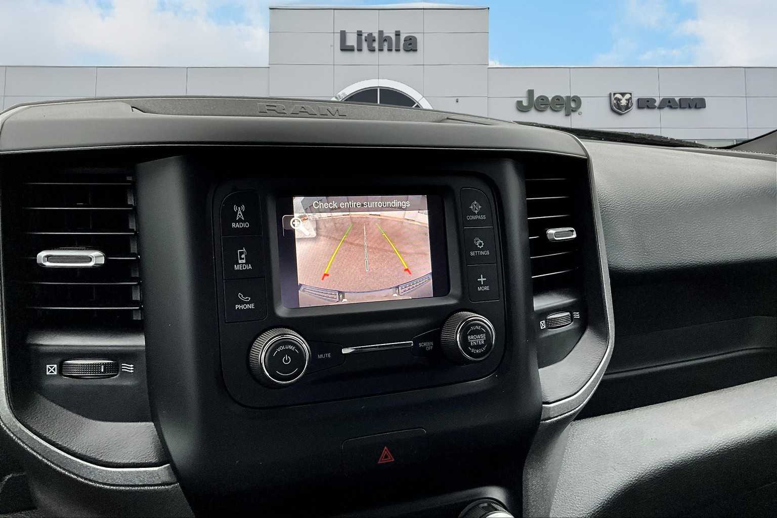 2024 Ram 1500 Tradesman Image 25 of 36