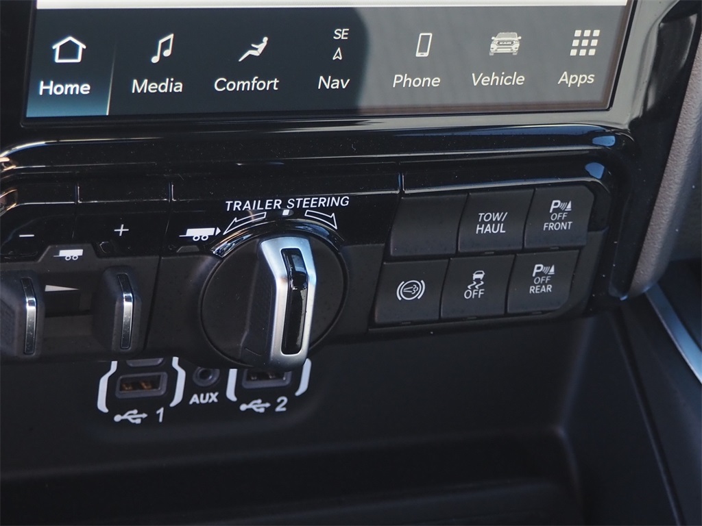Vehicle image 12 of 13