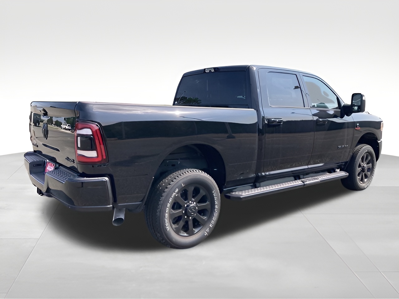 Vehicle image 35 of 38