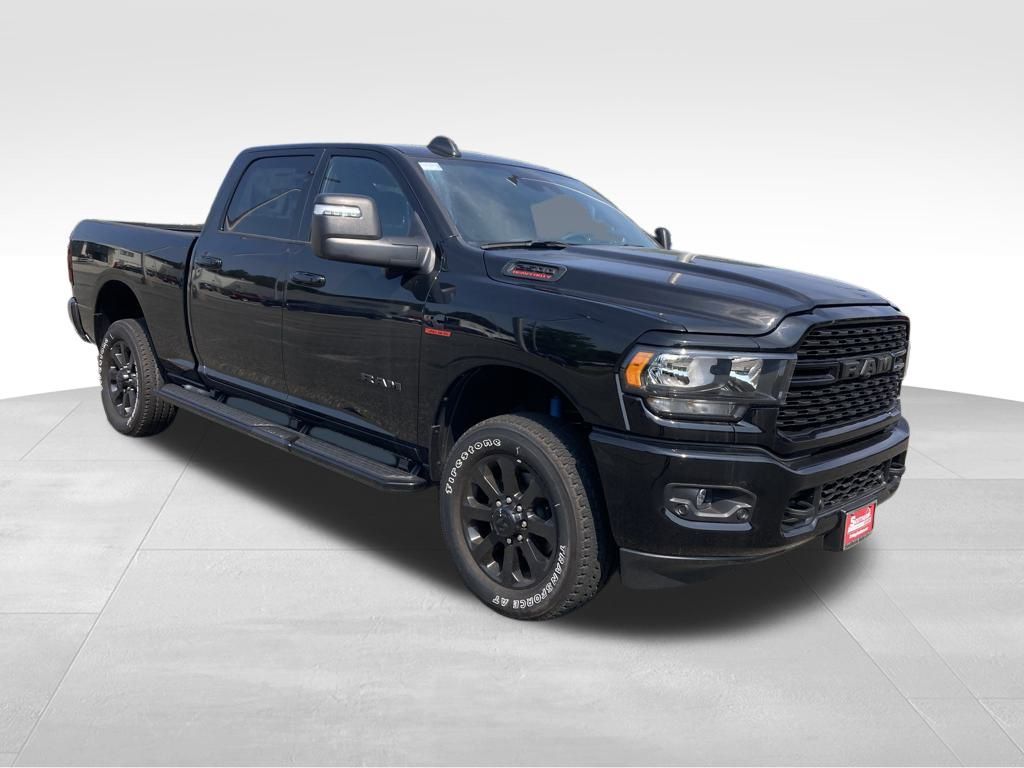 Vehicle image 3 of 38