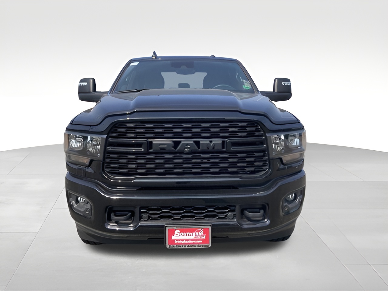 Vehicle image 32 of 38