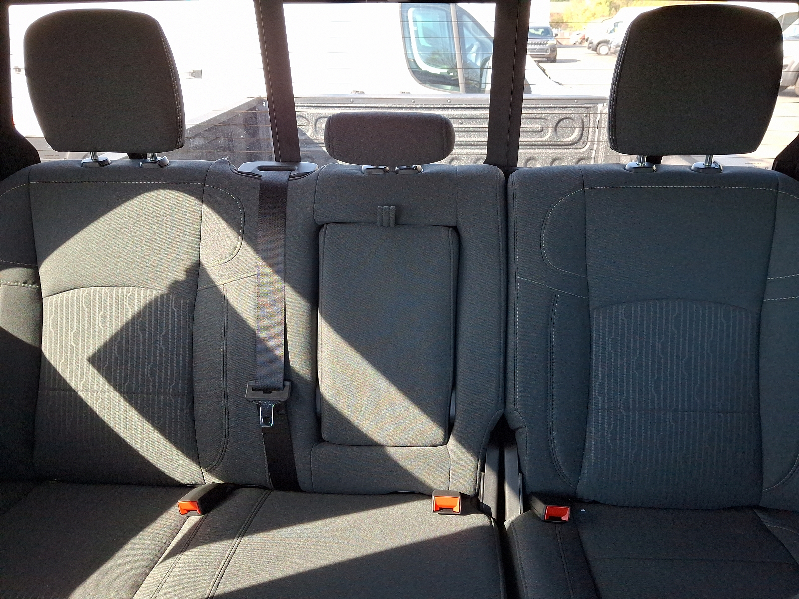 Vehicle image 13 of 19