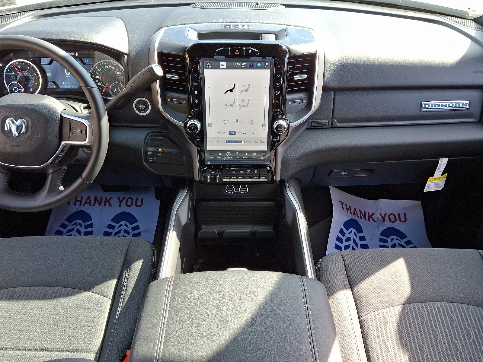 Vehicle image 10 of 19