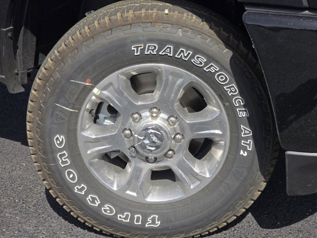 Vehicle image 2 of 30