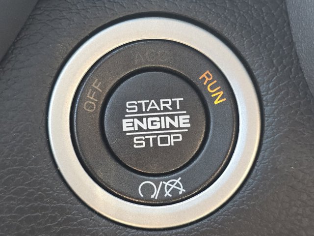 Vehicle image 24 of 30