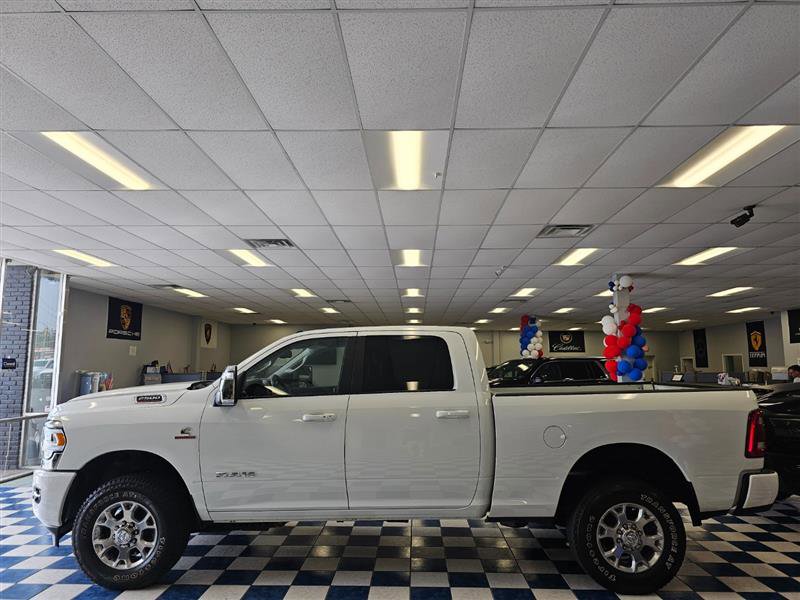 Vehicle image 7 of 35