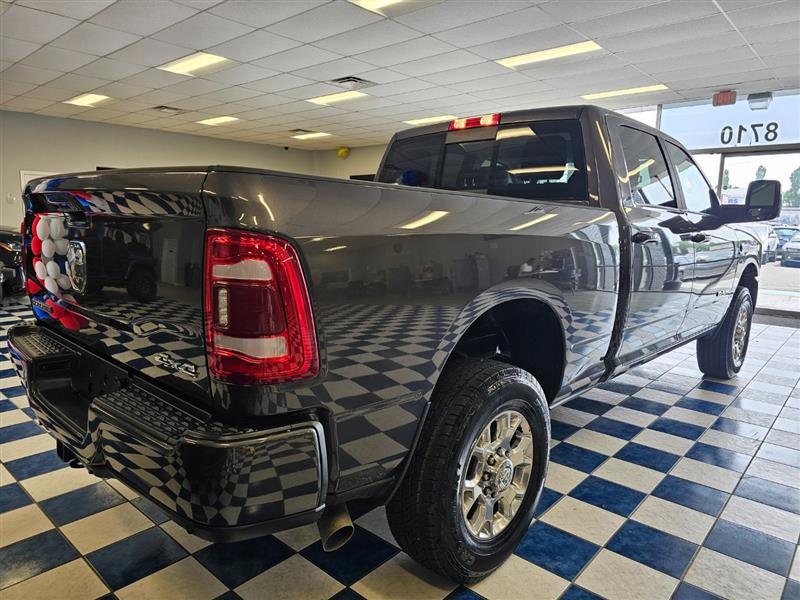 Vehicle image 5 of 34