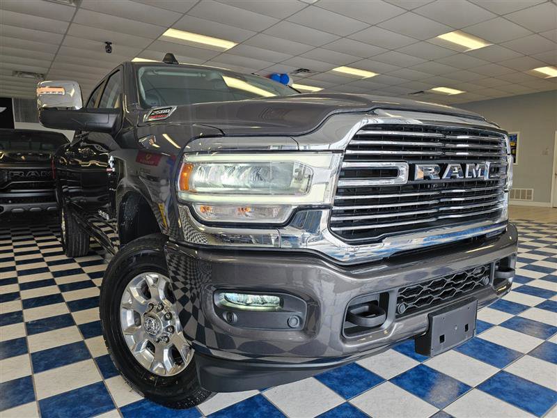 Vehicle image 26 of 34