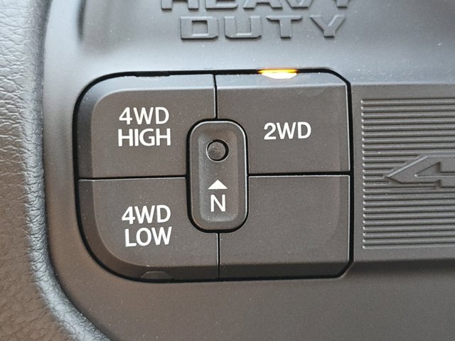Vehicle image 27 of 31