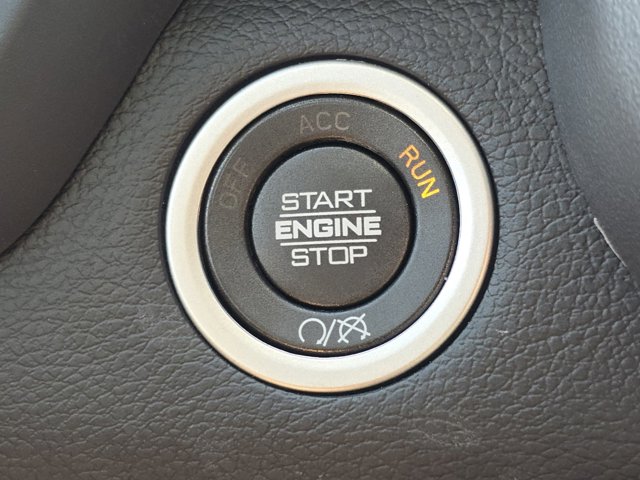Vehicle image 26 of 31