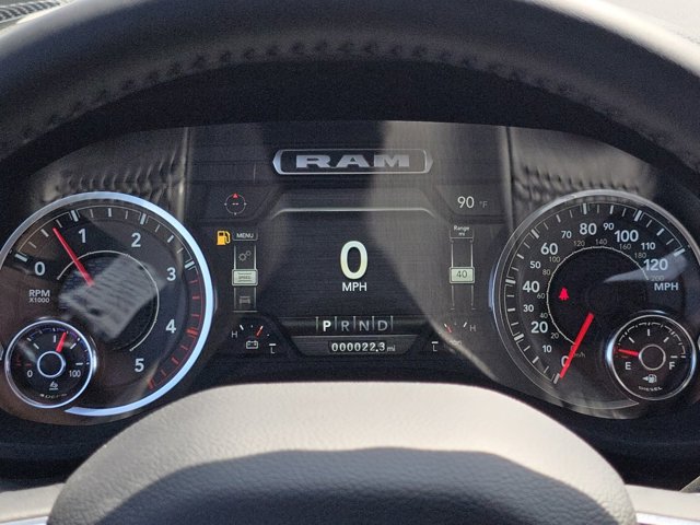 Vehicle image 19 of 31
