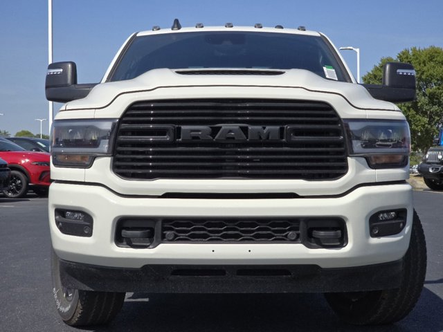 Vehicle image 4 of 31