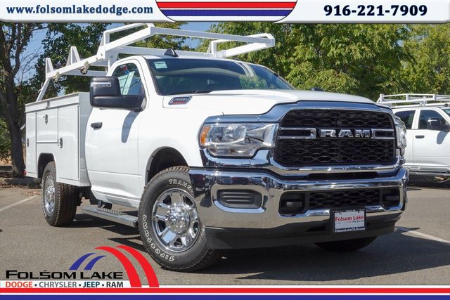 2024 Ram 2500 Tradesman Image 1 of 33