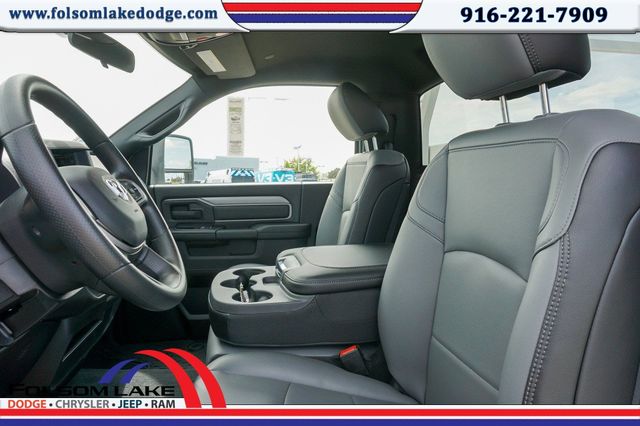 2024 Ram 2500 Tradesman Image 9 of 22