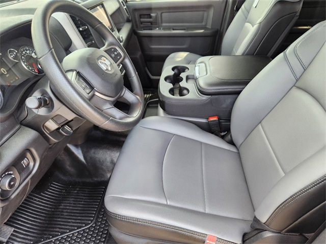 Vehicle image 10 of 23