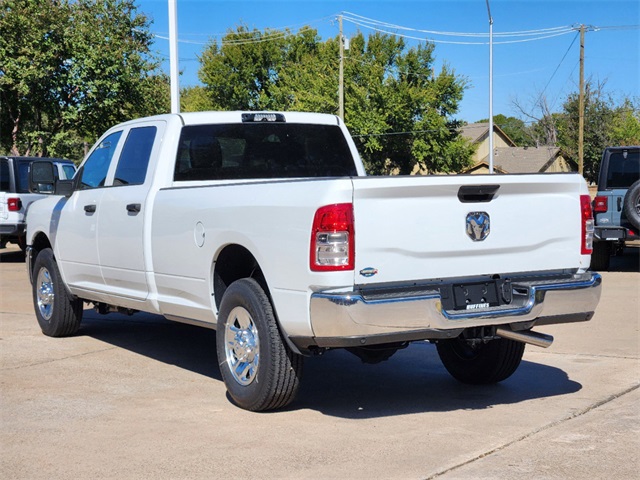 Vehicle image 4 of 23