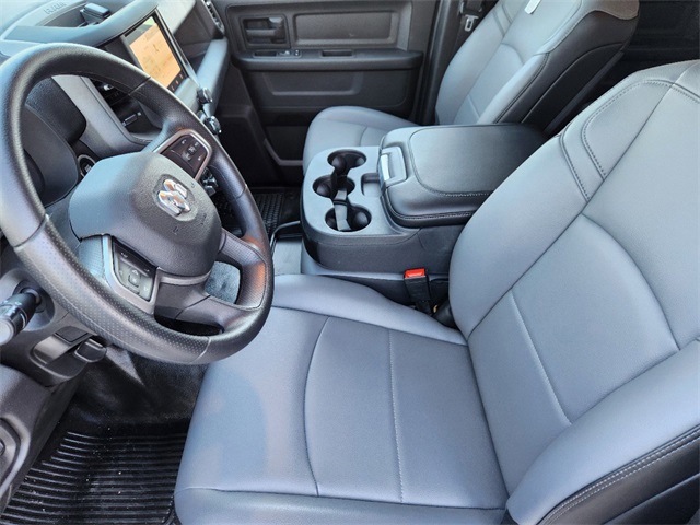 Vehicle image 9 of 23
