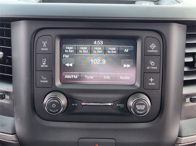 Vehicle image 13 of 24