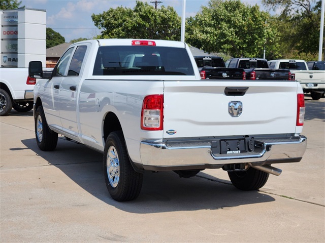 Vehicle image 4 of 25