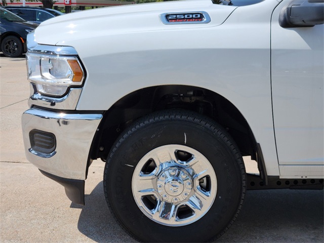 Vehicle image 7 of 25