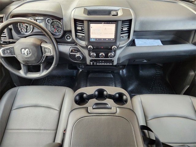 Vehicle image 22 of 25