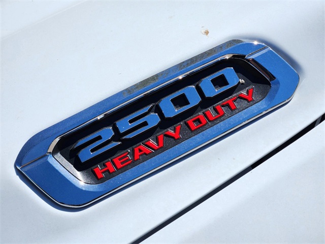 Vehicle image 8 of 23
