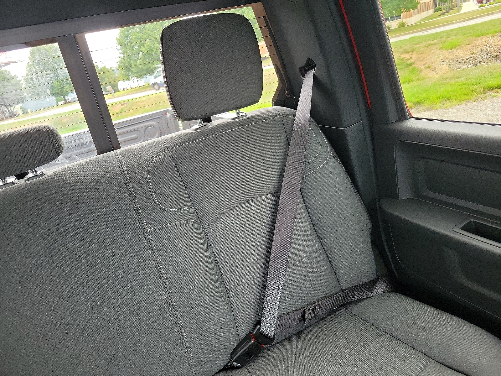 Vehicle image 14 of 20