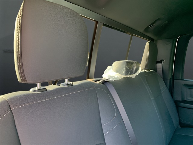Vehicle image 38 of 39